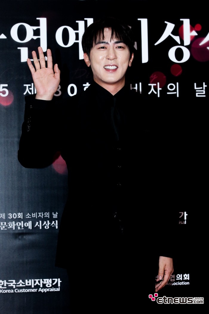 [ET포토] 김원훈, '격한 반가움'