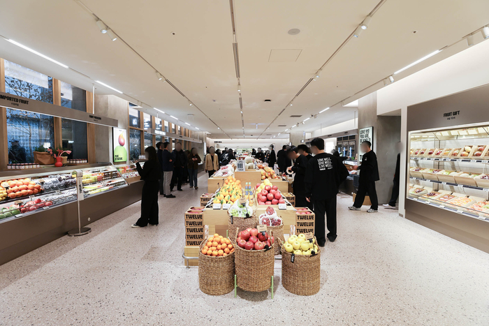 하우스오브신세계 청담 내부 전경