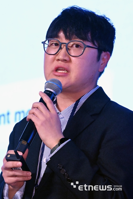 [더존비즈온 원 AI 프리뷰 2026]장창섭 AWS 매니저, “데이터 품질이 AI 성공 좌우”