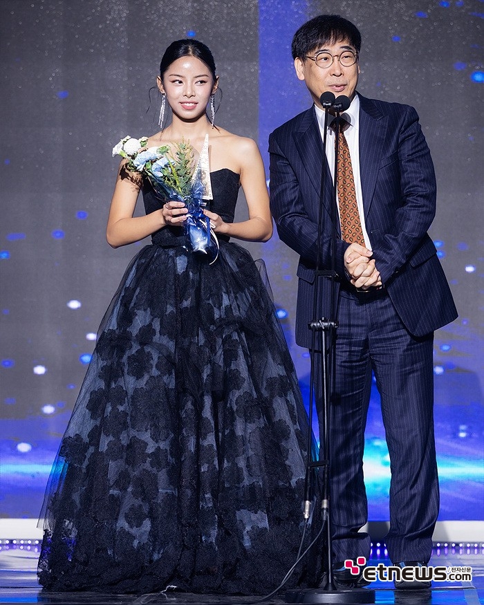 [ET포토] 매그-정성한, '아시아영화 작품상은 산토스를 찾아서' 