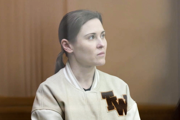 우크라 역도 챔피언, 러 법정에 섰다… “사보타주·암살 모의 혐의”