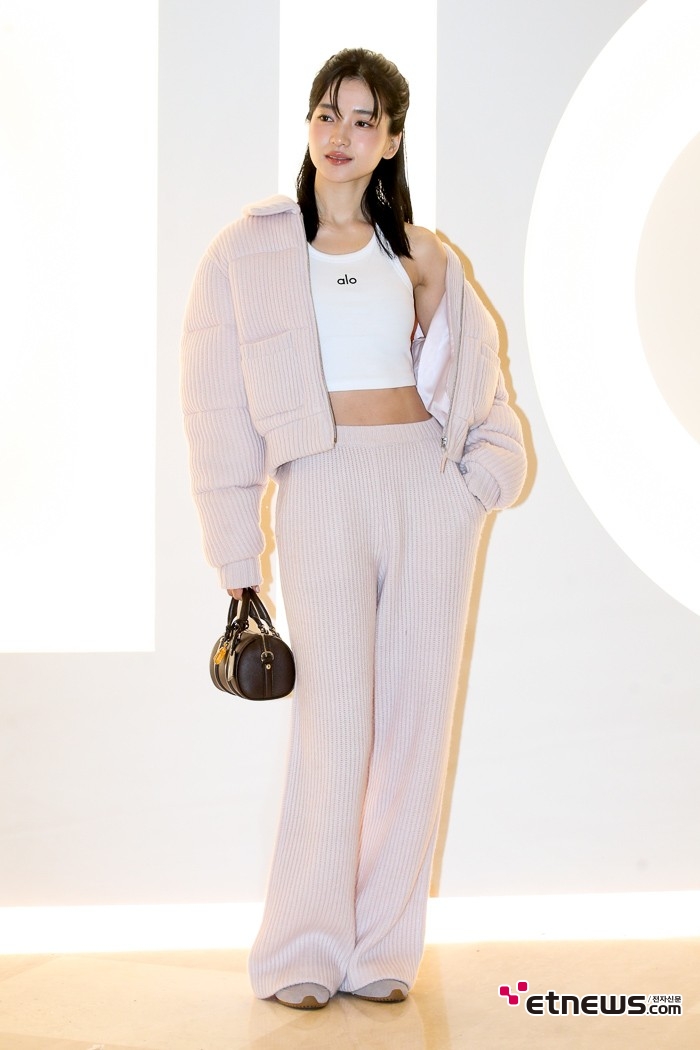 [ET포토] 김태리, '선명하게 드러낸 복근'