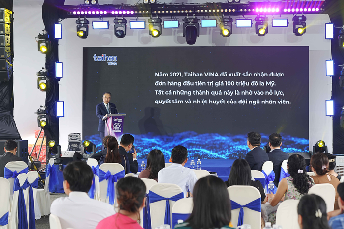 송종민 대한전선 부회장이 11일(현지시간) 베트남 동나이성 대한비나 공장에서 기념사하고 있다. 〈사진 대한전선 제공〉