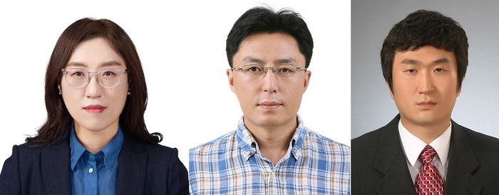 왼쪽부터 강미경 강사, 이대성 교수, 이상인 교수