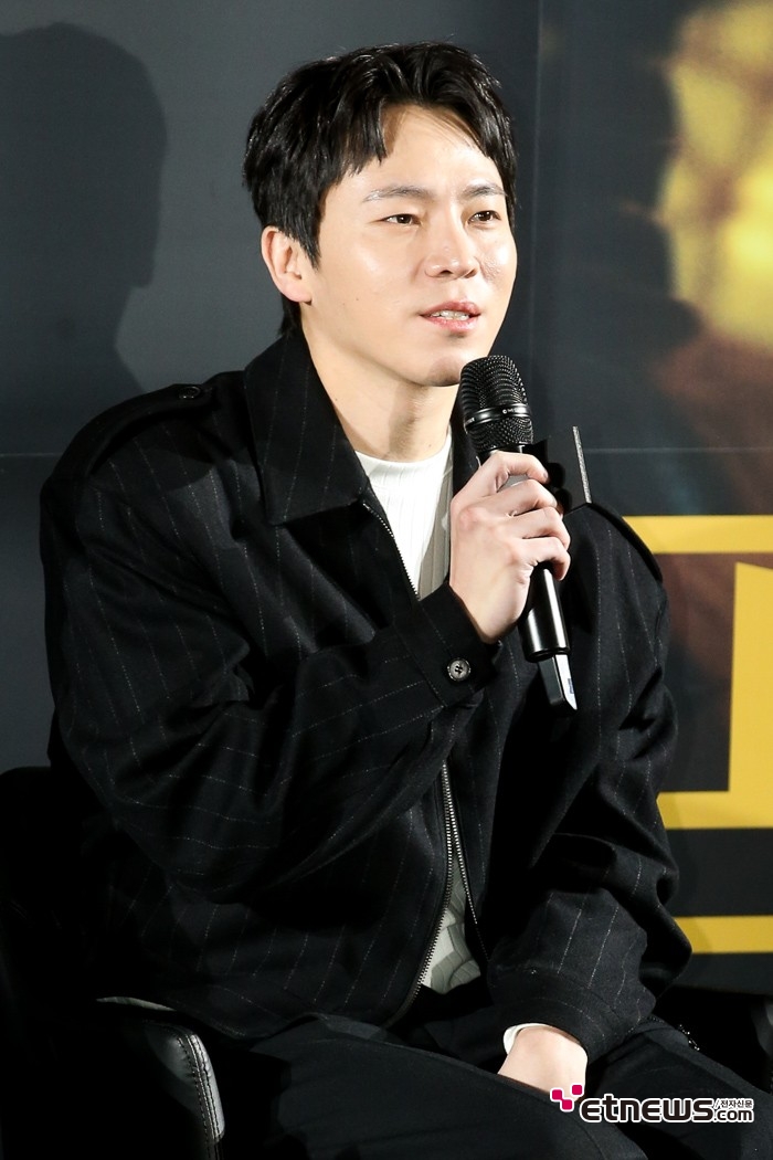 [ET포토] 이재균, '흥분된 눈빛으로'