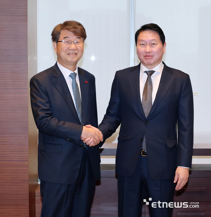 [포토] 대한상의 회장 - 경제사회노동위원회 신임 위원장 면담
