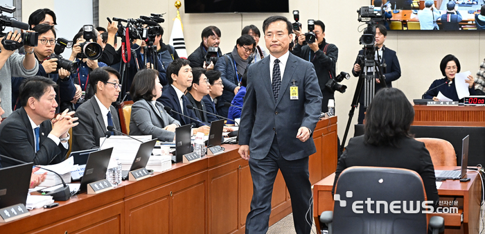 [포토] 초대 방미통위원장 인사청문회 시작