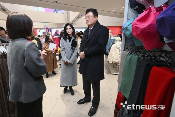 [포토] 코리아 그랜드세일 현장점검하는 이부진 위원장