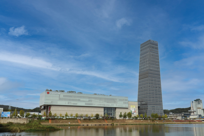 신세계백화점 대전아트앤사이언스점 전경