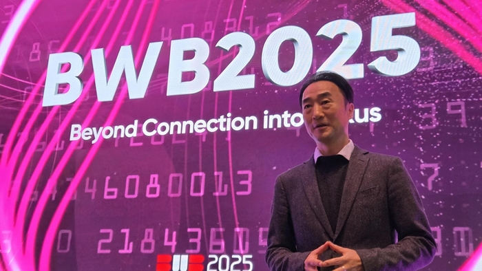 이상윤 한국금거래소디지털에셋 대표가 BWB 2025에서 향후 5년간 총 50톤 규모의 실물 금을 온체인 자산으로 발행해, 10조 원에 달하는 디지털 금 금융 생태계를 구축하겠다는 포부를 밝혔다. [사진=아이티센글로벌 제공]