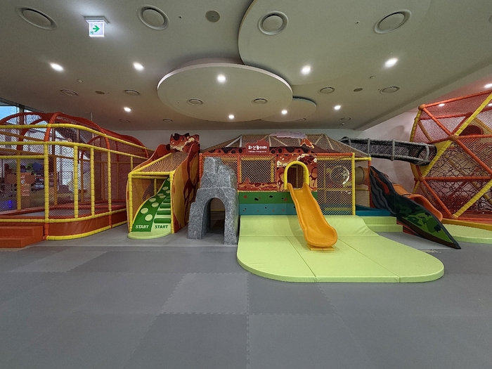 화산놀이터 전경.