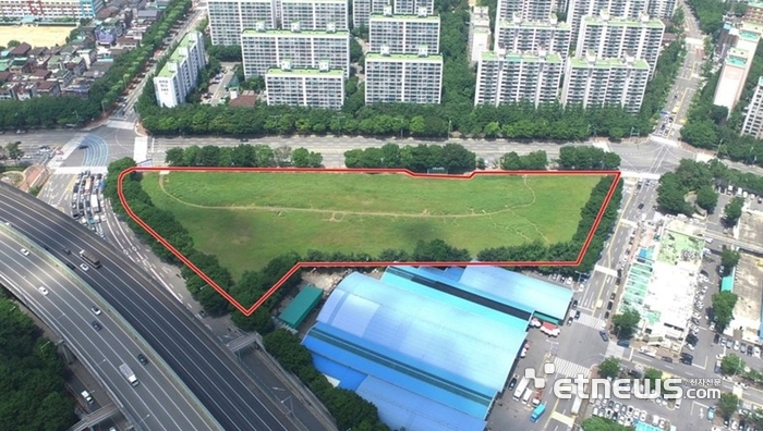 안양시 동안구 평촌동 시외버스터미널 부지 모습.