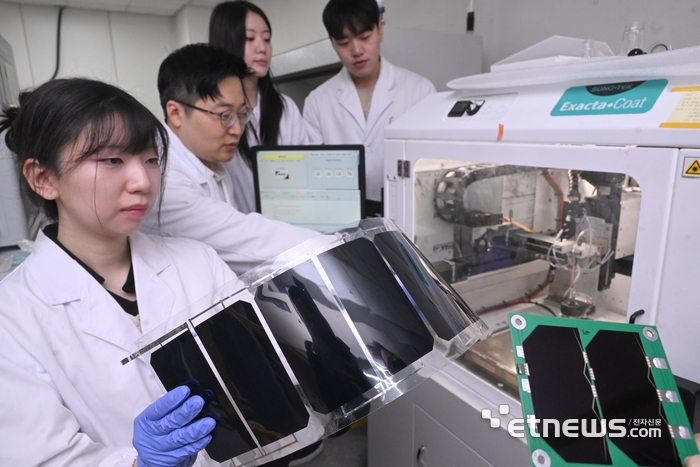 [포토] 차세대 고효율 우주항공용 태양광 모듈개발 박차