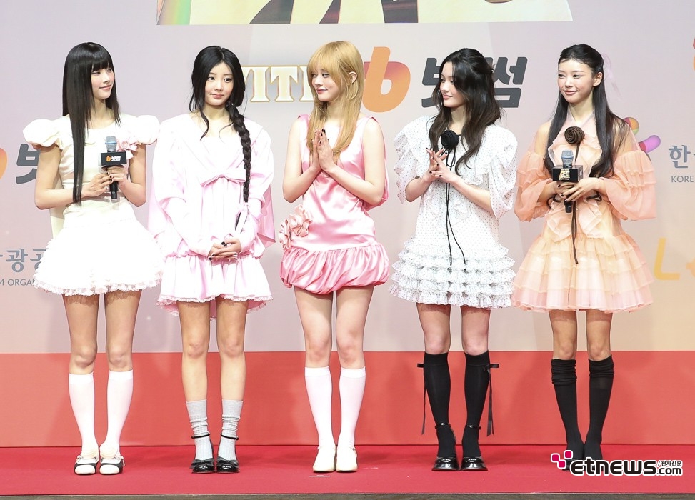 [ET포토] 아일릿, '전세계 숏폼에서 대 인기'