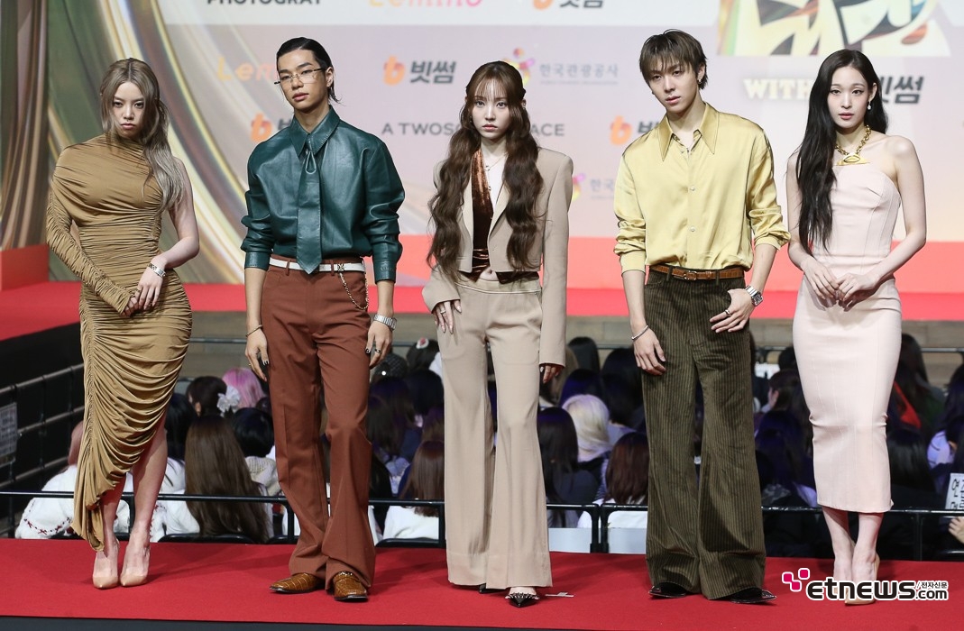 [ET포토] 올데이프로젝트, '영종도 뜬 패피들'