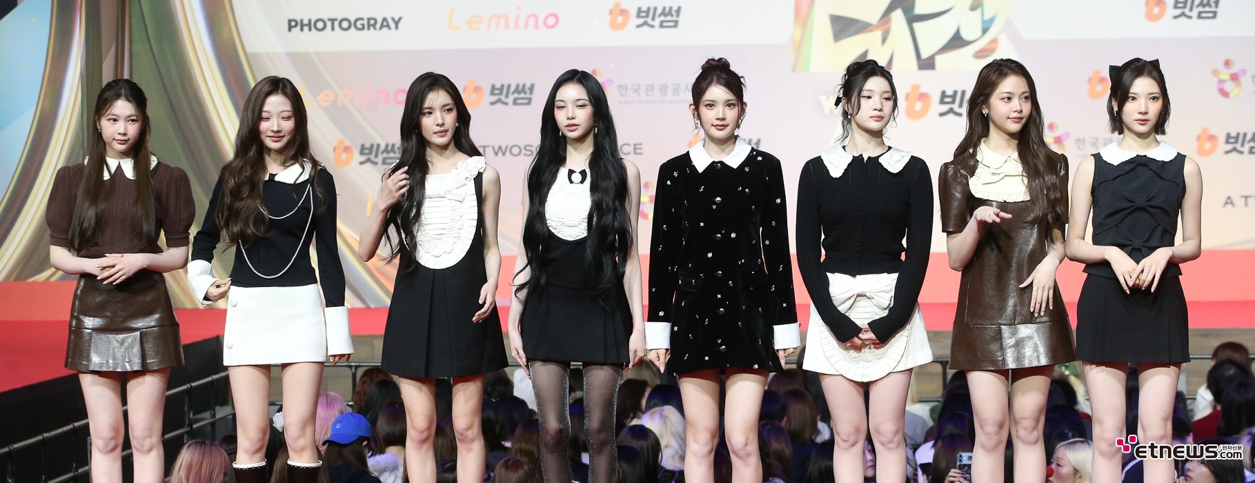 [ET포토] 하츠투하츠, '5세대 대표 걸그룹'