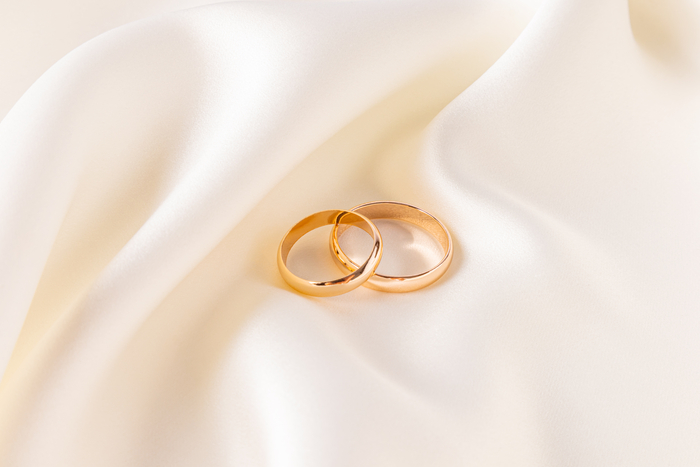 혼외임신·혼전동거하면 돈 내라고?… 中 마을 '벌금 규칙'에 발칵