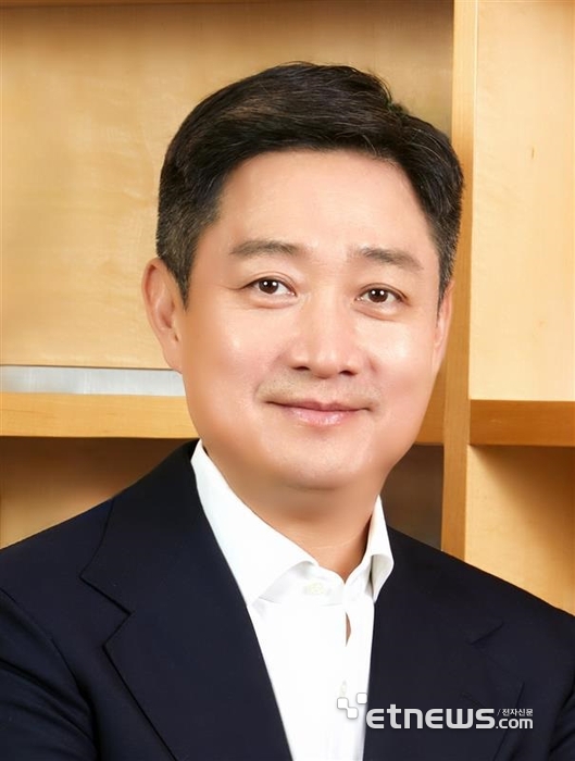 홍범식 LG유플러스 대표 “단단한 신뢰 위에 성장하는 한 해 만들자”