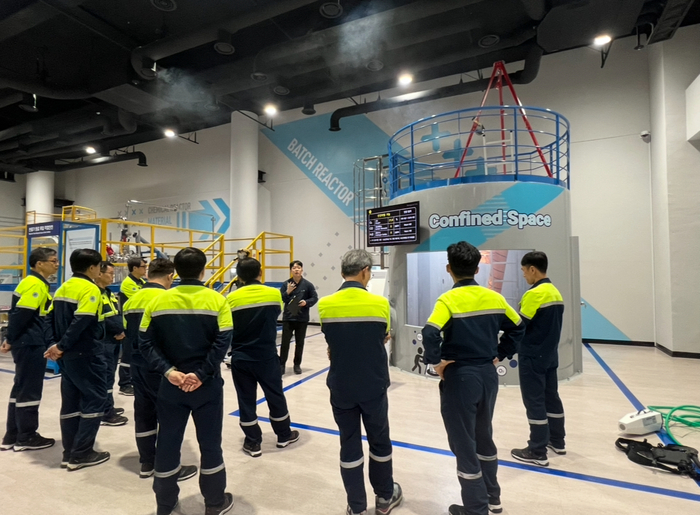 근로자 안전교육 모습.