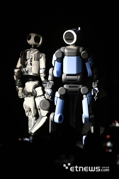 [포토] 아틀라스의 과거와 현재