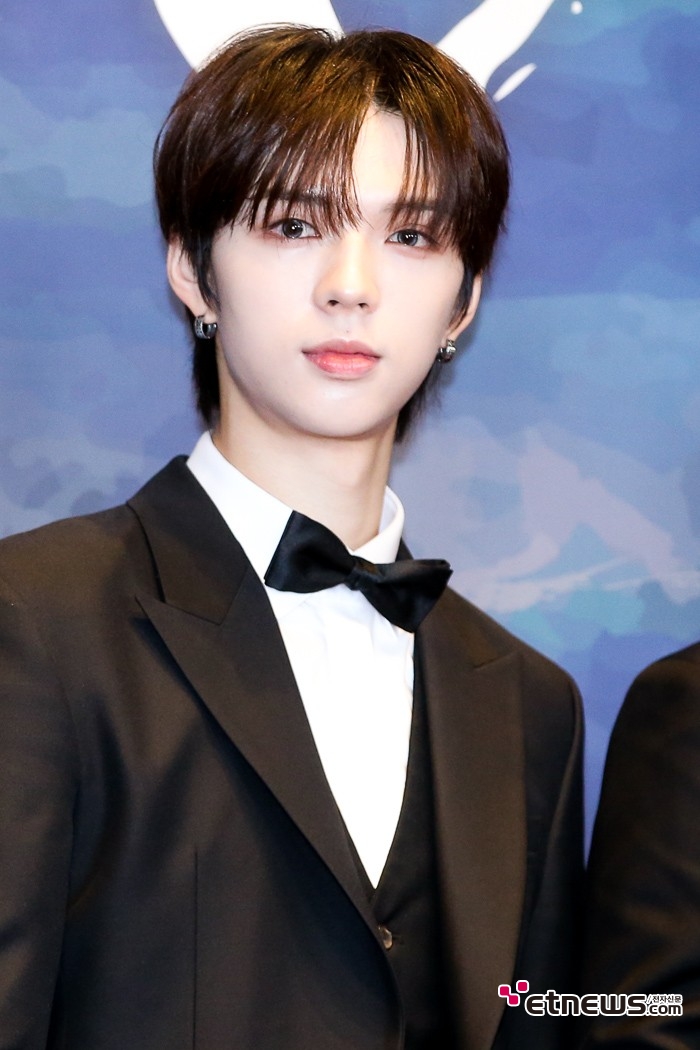 [ET포토] 앰퍼샌드원 브라이언, '매력적인 눈빛'