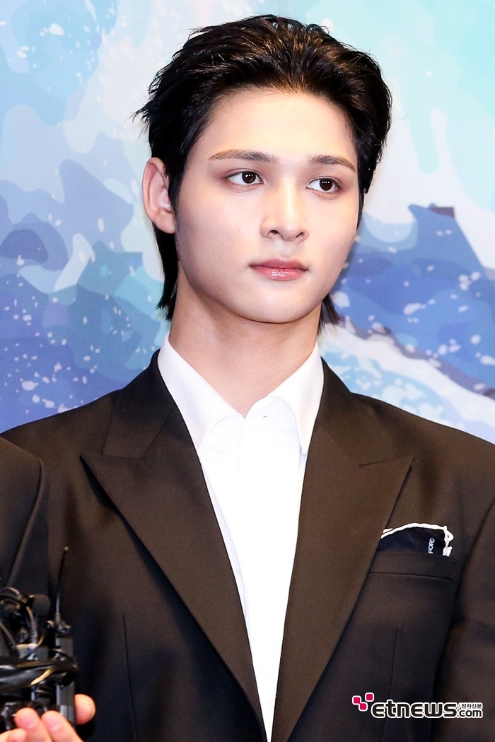 [ET포토] 앰퍼샌드원 마카야, '남다른 맑음'