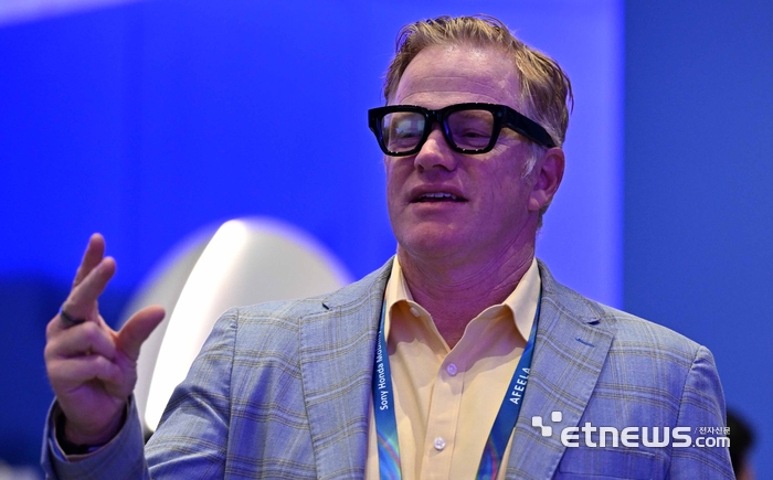 [포토] 스마트글라스 선보인 메타