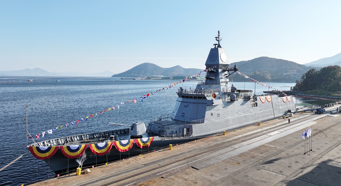 SK오션플랜트 해군 전남함(울산급 Batch-Ⅲ 3번함, 3600톤급) 진수식. SK오션플랜트