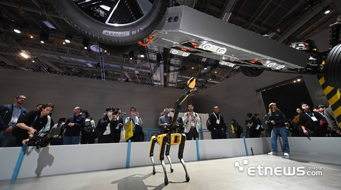 [포토] 스팟이 찾아내는 결함