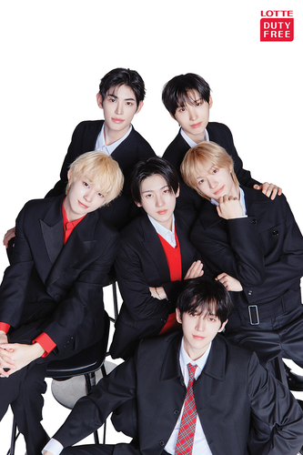 롯데면세점, 킥플립·하츠투하츠 새 모델 발탁