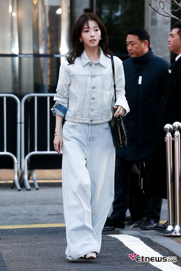[ET포토] 노정의, '가녀림 감추는 와이드 청바지'