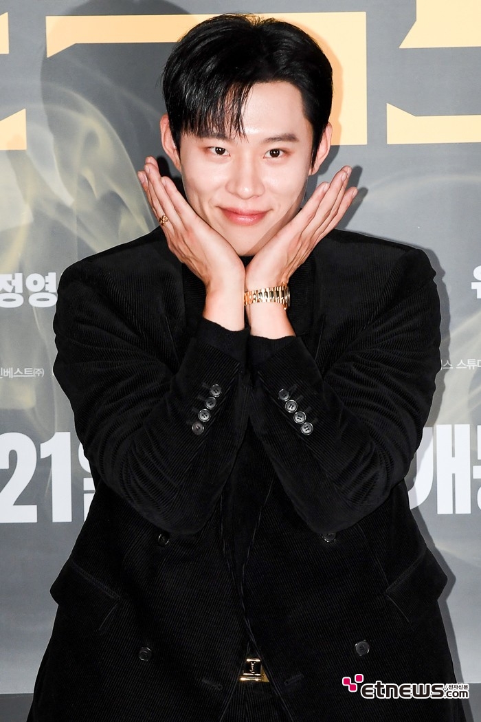 [ET포토] 김성철, '블랙홀 매력'