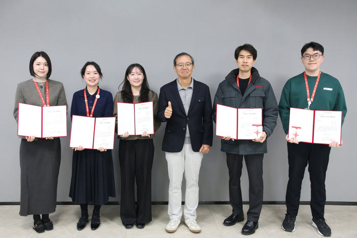 이스타항공, 기내 난동 승객 제압 등 임직원 포상