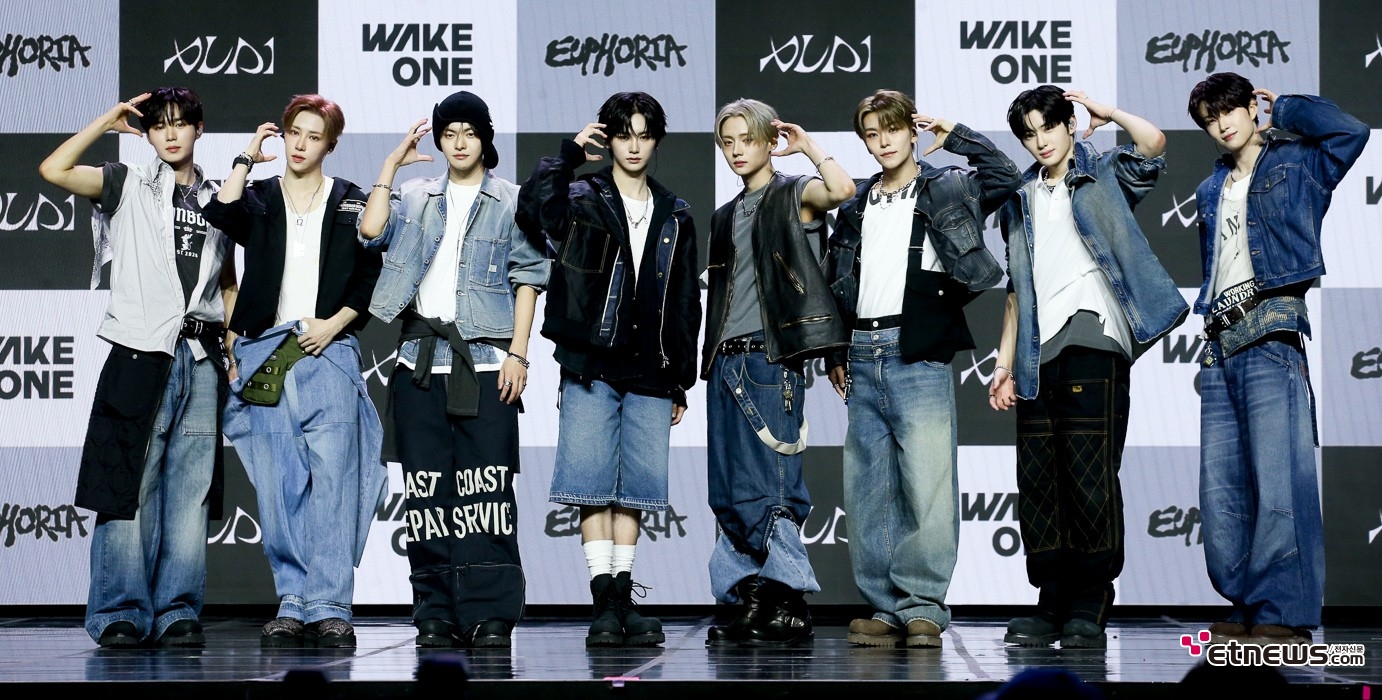 [ET포토] 알파드라이브원, '그룹 최초의 곡 포인트 액션은'