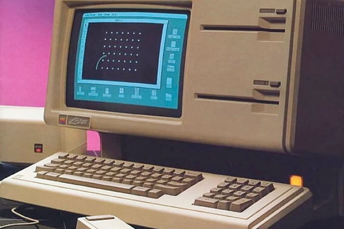 애플 리사(Apple Lisa) / Instagram @80s_renegade