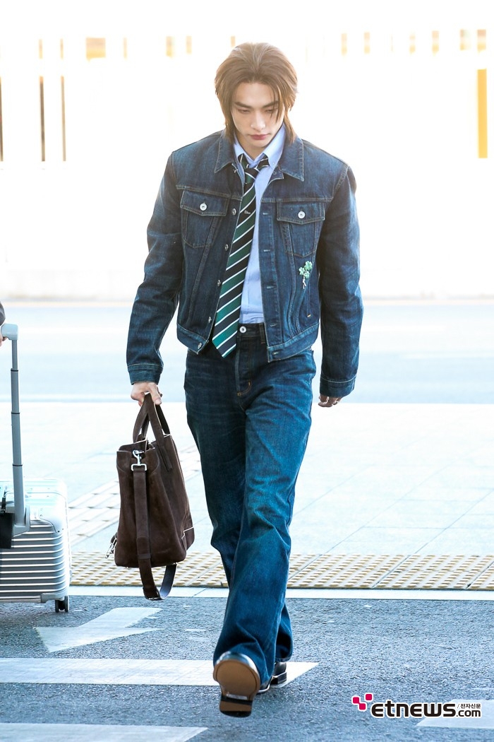 [ET포토] 스트레이키즈 현진, '청청이 어울리는 미남'