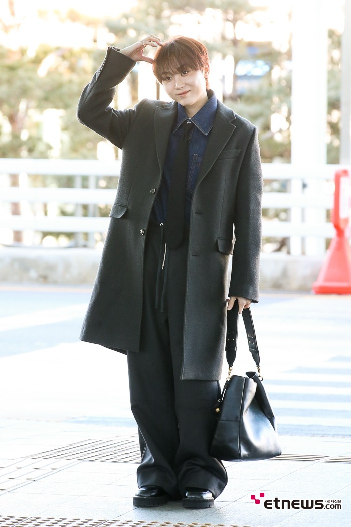 [ET포토] 세븐틴 승관, '추위 녹이는 애교'