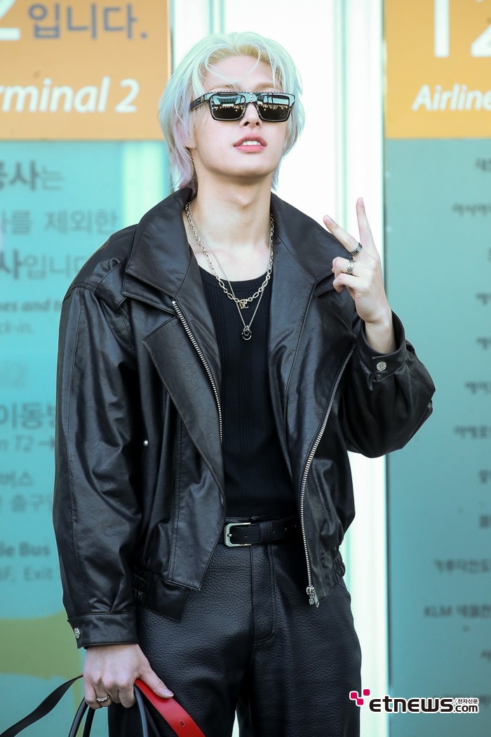 [ET포토] 에이티즈 민기, '자아도취~누가 봐도 멋지네'