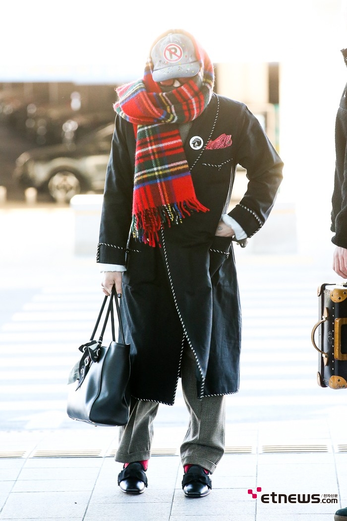 [ET포토] 지드래곤, '머리부터 발끝까지 명품으로 풀 무장'