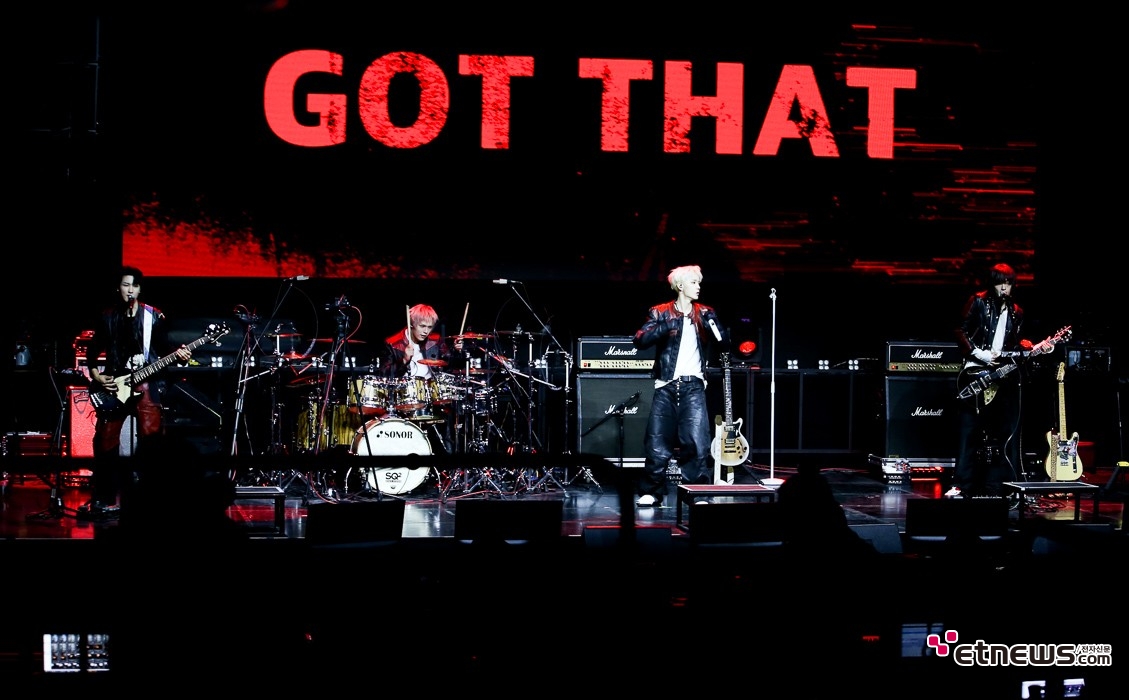 [ET포토] 에이엠피, '강렬한 쇳소리'