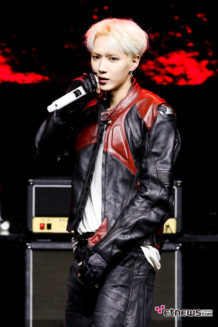 [ET포토] 에이엠피 하유준, '비주얼 돋보이는 밴드 보컬'