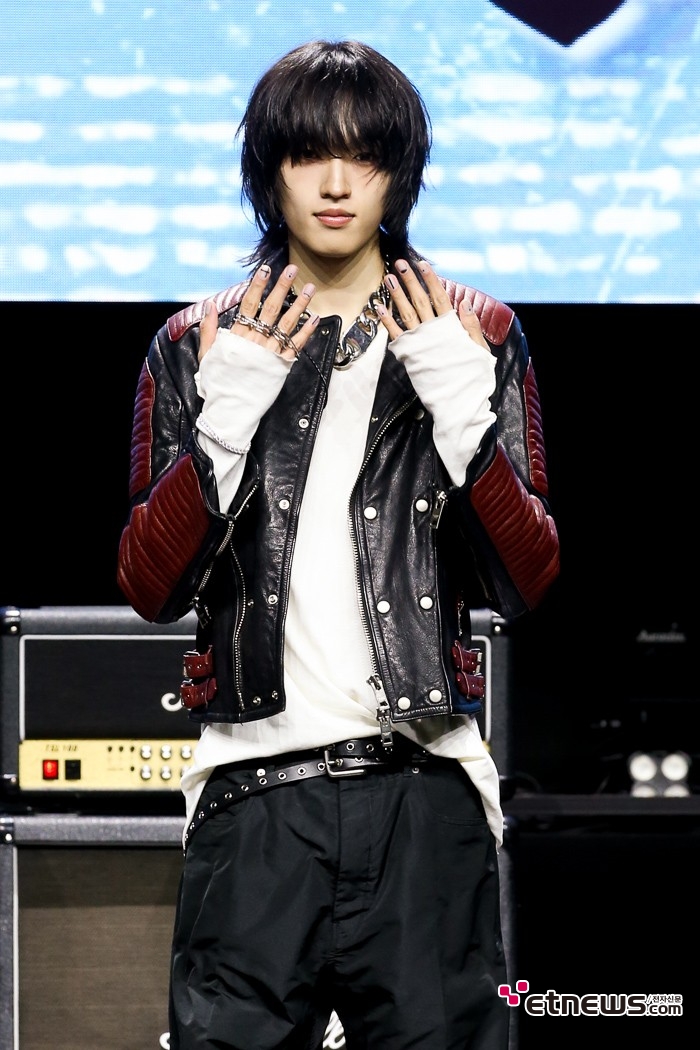 [ET포토] 에이엠피 김신, '기타리스의 네일 아트'