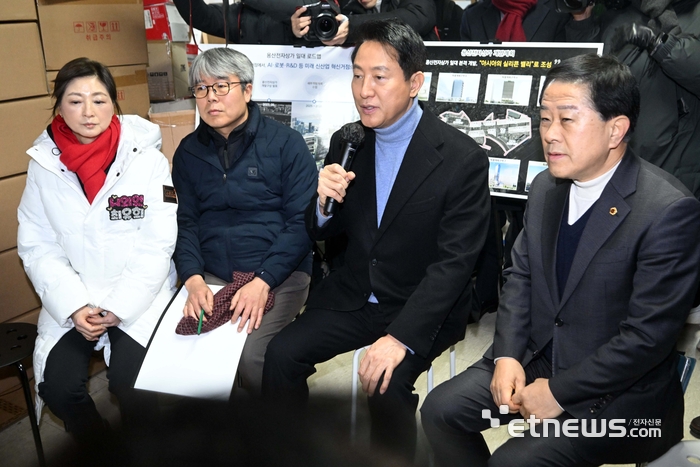 [포토] 전자상가 관계자 간담회에서 발언하는 오세훈 시장