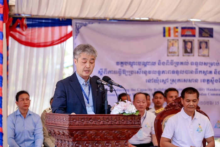 박찬수 STEPI 부원장이 이양 기념식에서 축사를 하고 있다.