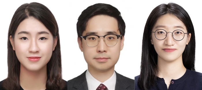 (왼쪽부터) 고려대 보건환경융합과학부 강지승 교수(주저자), 경희대 의과대학 연동건 교수(교신저자), 김현진 연구원(주저자)(사진=고려대)