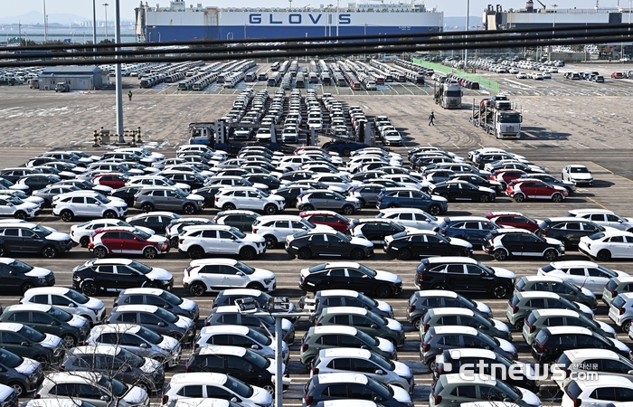 [포토] 트럼프, “韓 관세 15%→25% 인상”