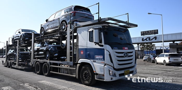 [포토] 트럼프, “韓 관세 15%→25% 인상”