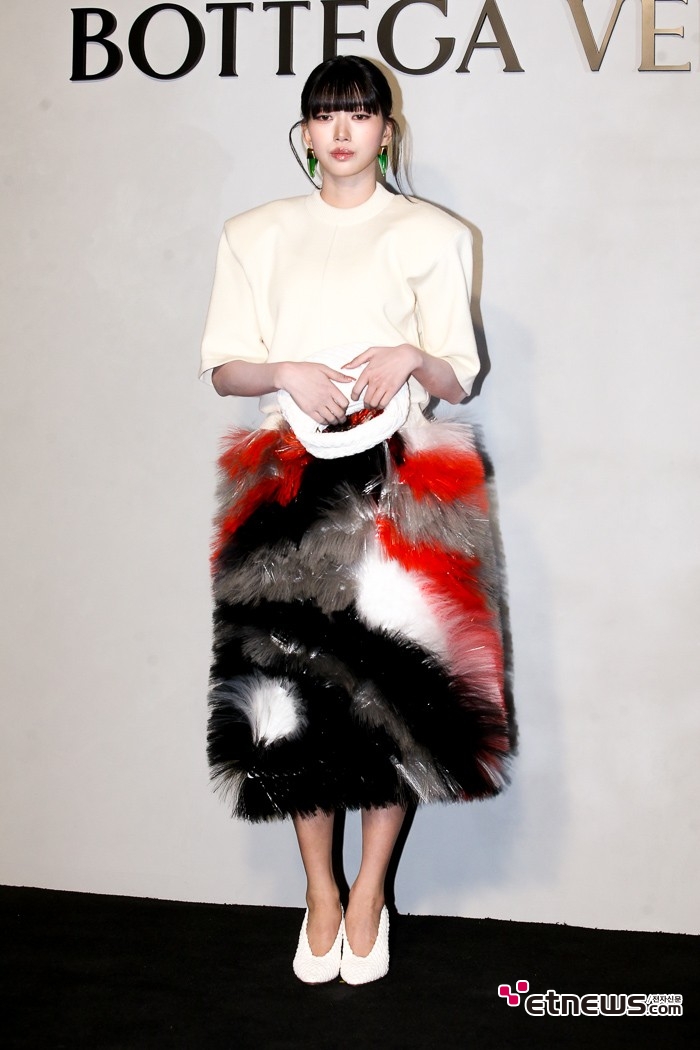 [ET포토] 미야오 수인, '탈 아이돌 피지컬'