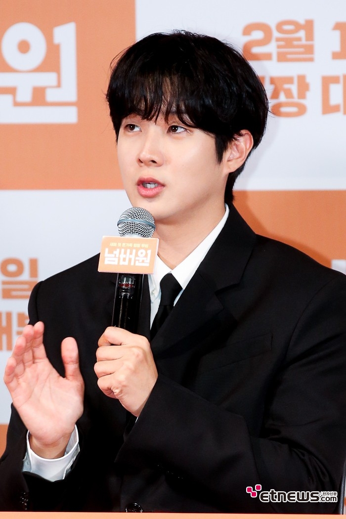 [ET포토] 최우식, '소년미가 반짝이는 얼굴'