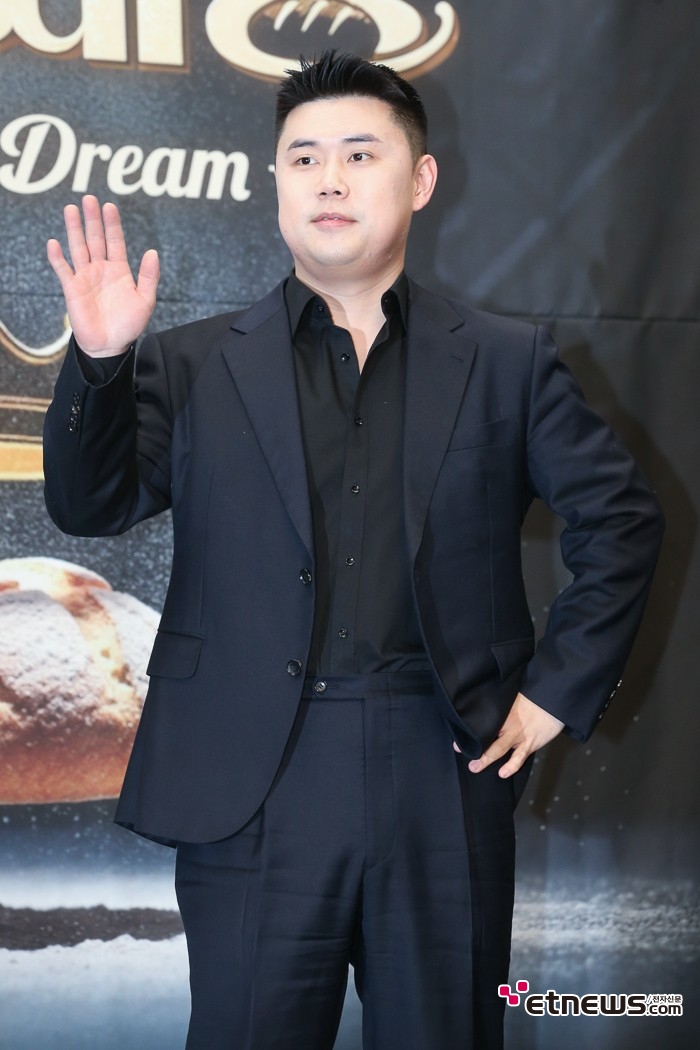 [ET포토] 권성준, '제빵 심사하는 나폴리 맛피아'